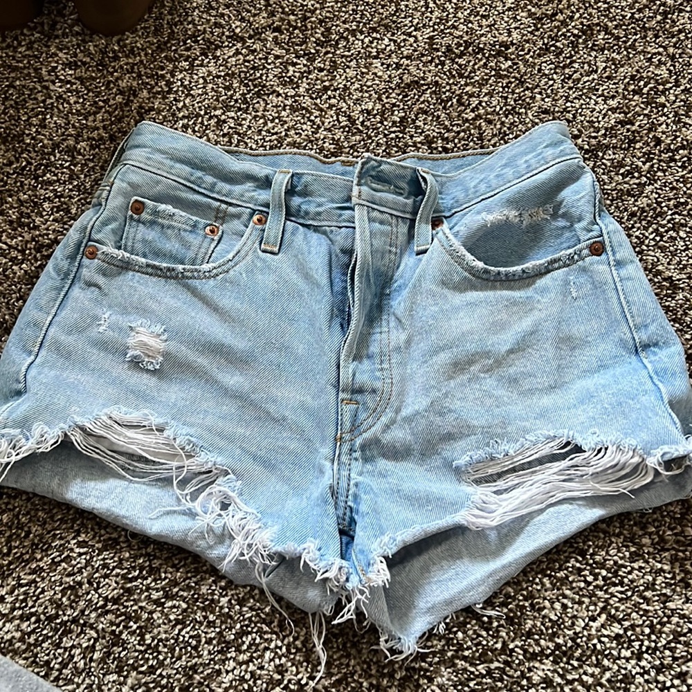 Levi’s shorts